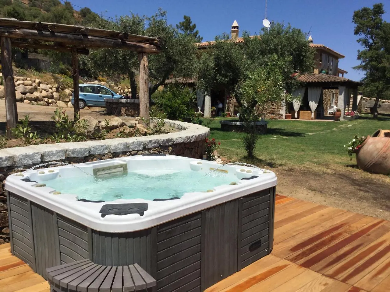 Il Giardino Di Daniela Apartments San Teodoro